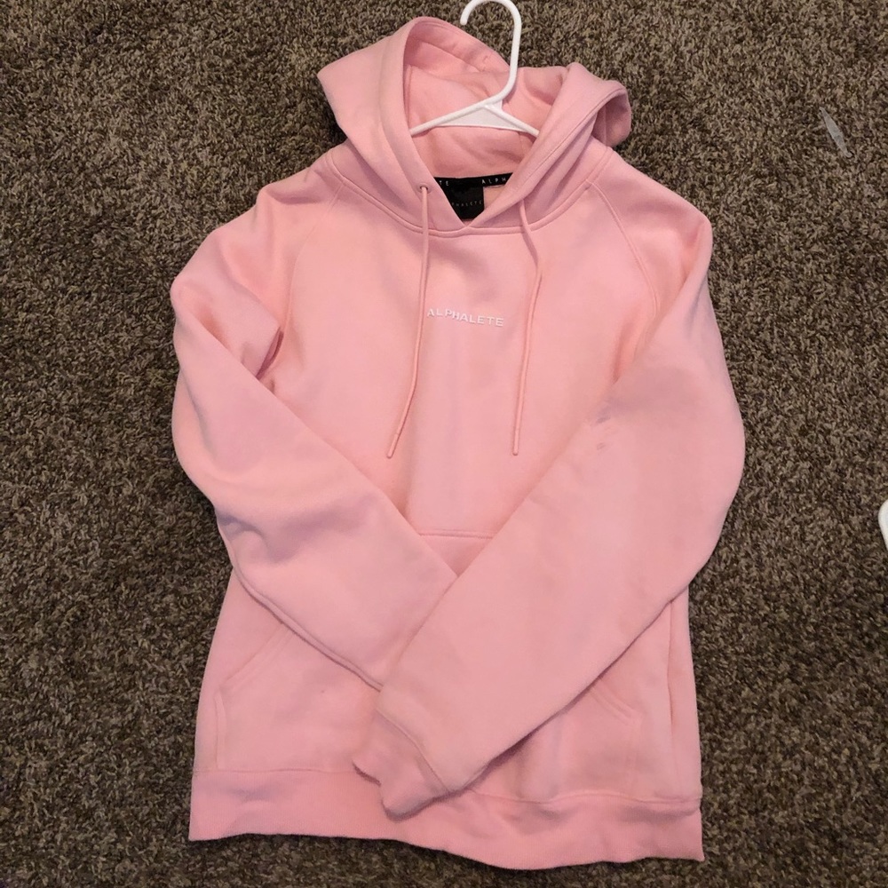 Alphalete hoodie